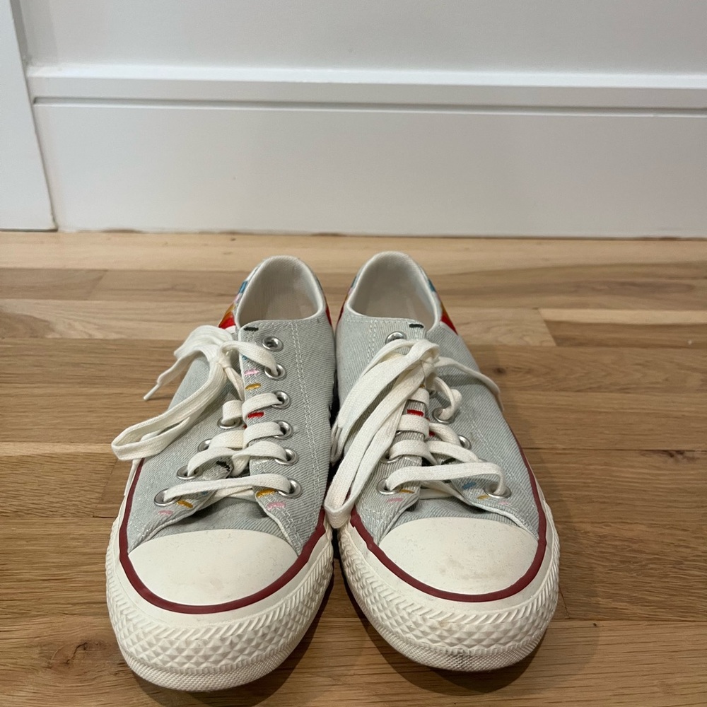 Women’s Convers light blue denim and  White Low-Top Sneakers size 7